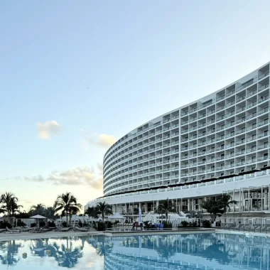 Fachada do AVA Resort Cancun