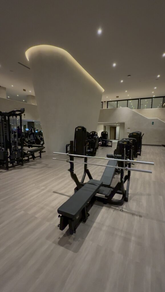 Academia AVA Resort