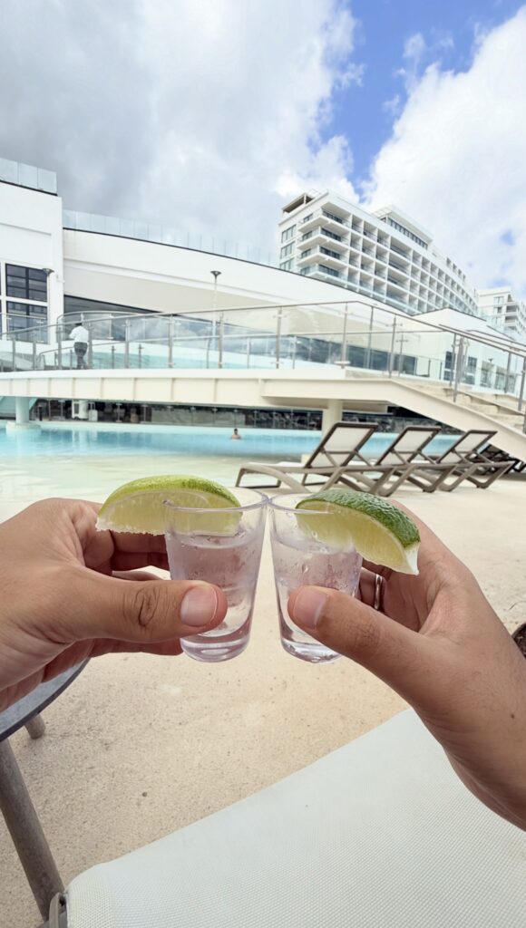 Tequila na beira do AVA Bay