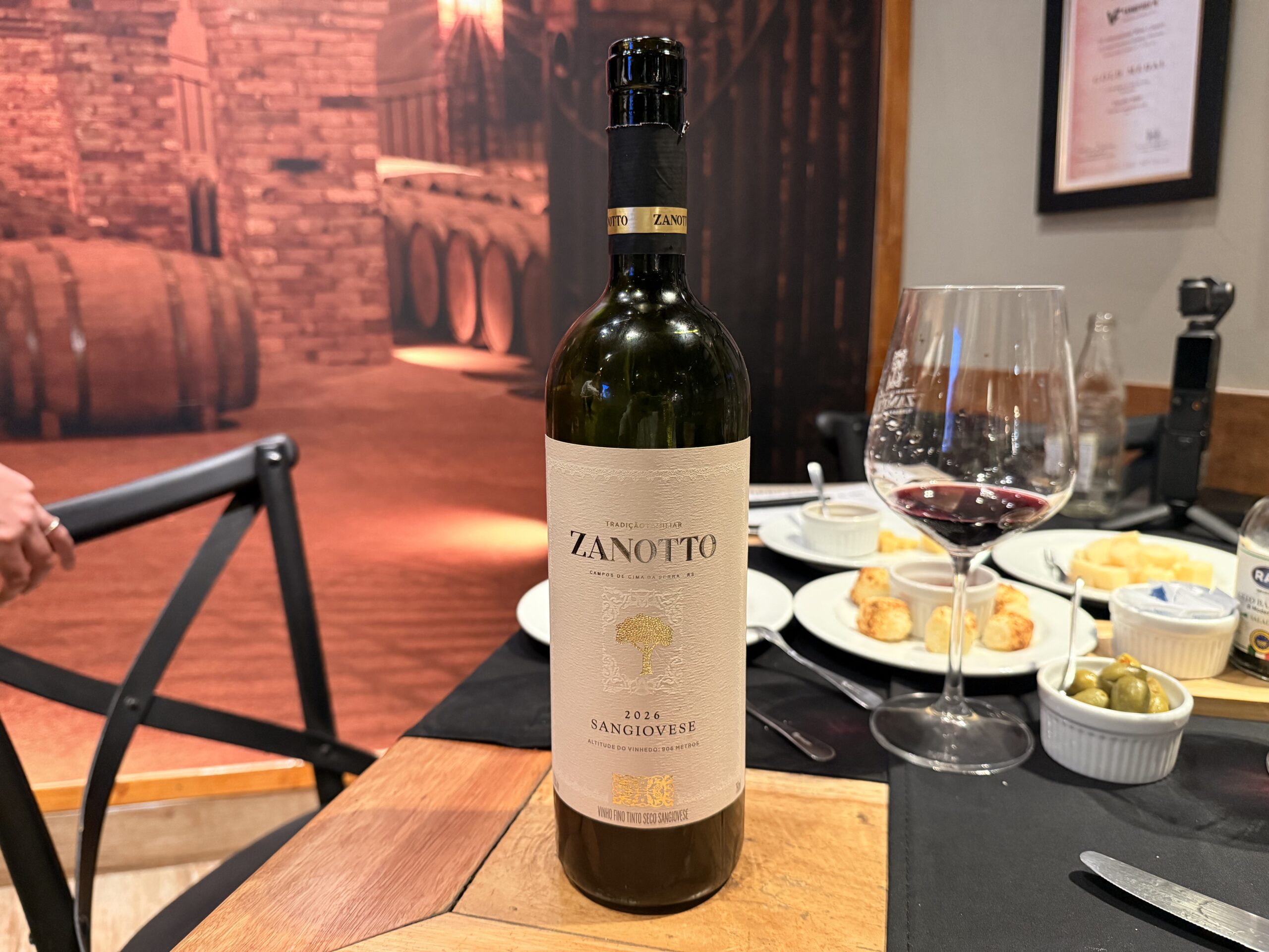 Taça de Sangiovese Zanotto no rodízio de vinhos